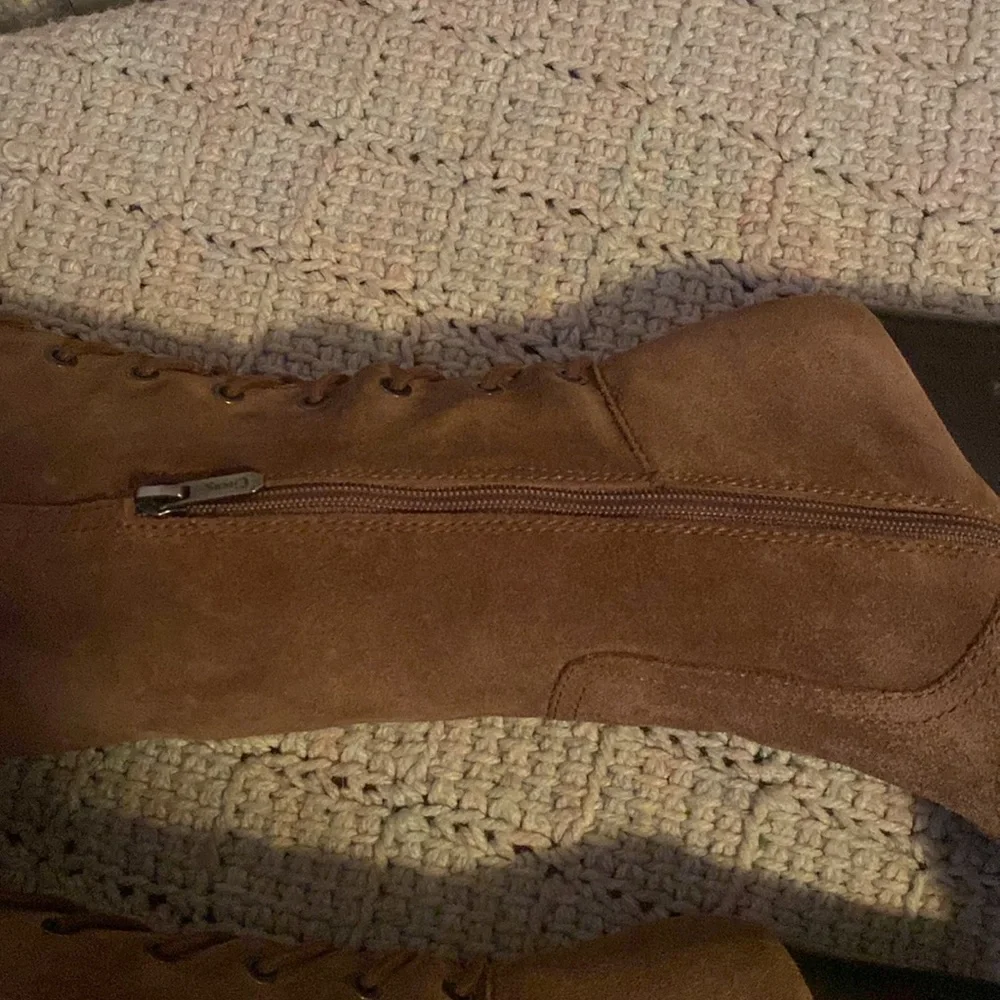 🦊 👢Tall lace brown suede with buckle. EUC. All heights pictured. 3 inch heel. - Picture 14 of 16